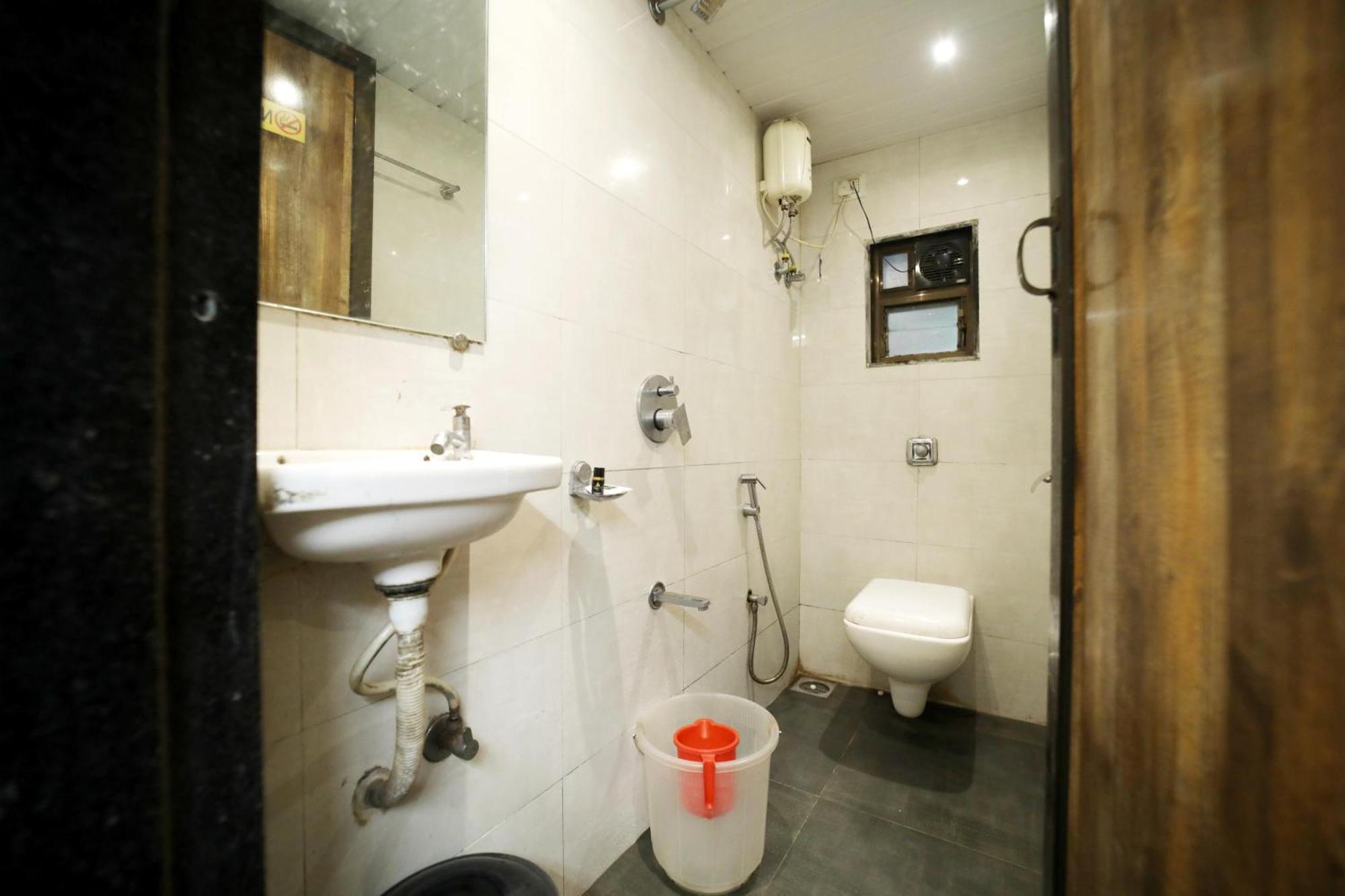 Social Hubz Hostel Βομβάη Εξωτερικό φωτογραφία