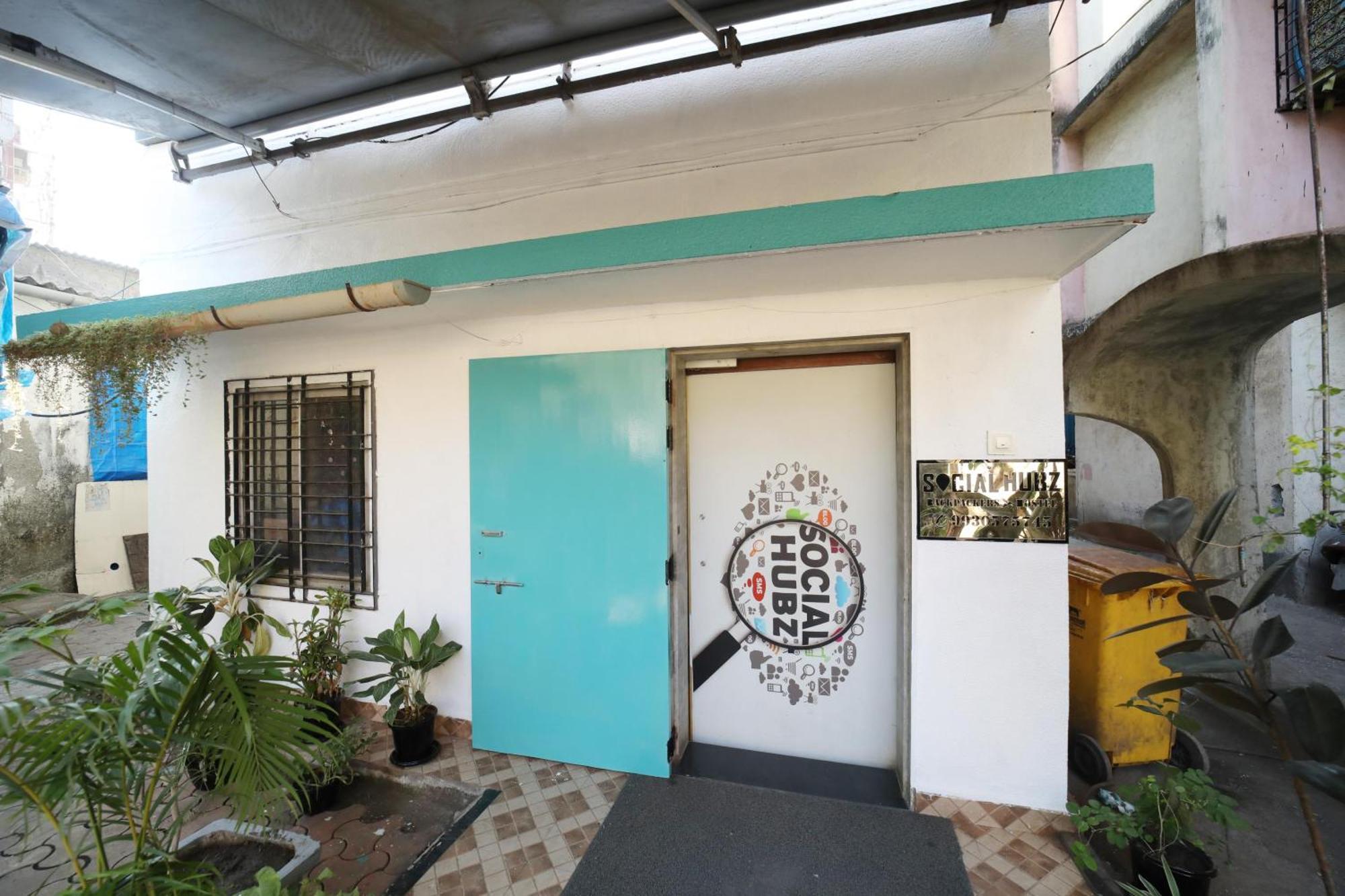 Social Hubz Hostel Βομβάη Εξωτερικό φωτογραφία